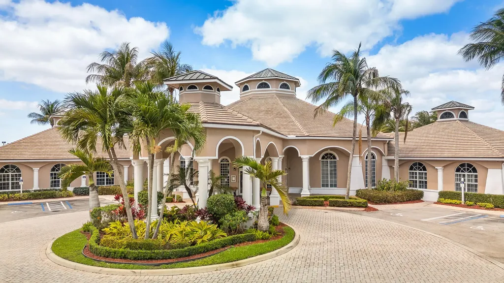 2179 Man Of War West Palm Beach FL 33411