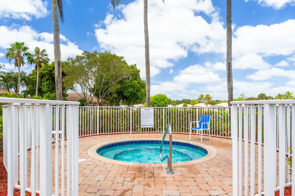 2179 Man Of War West Palm Beach FL 33411