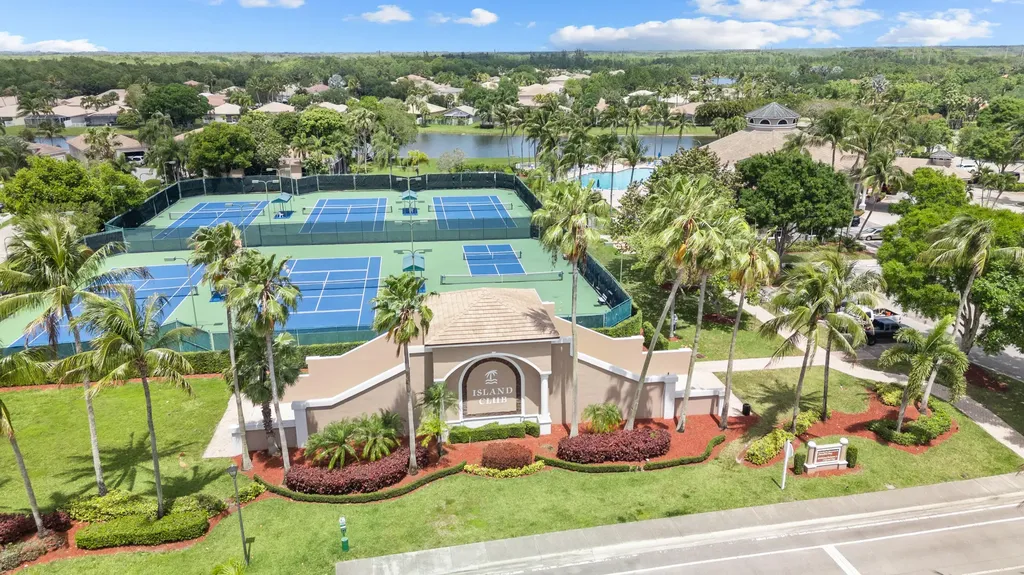 2179 Man Of War West Palm Beach FL 33411