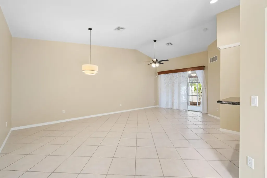 2179 Man Of War West Palm Beach FL 33411
