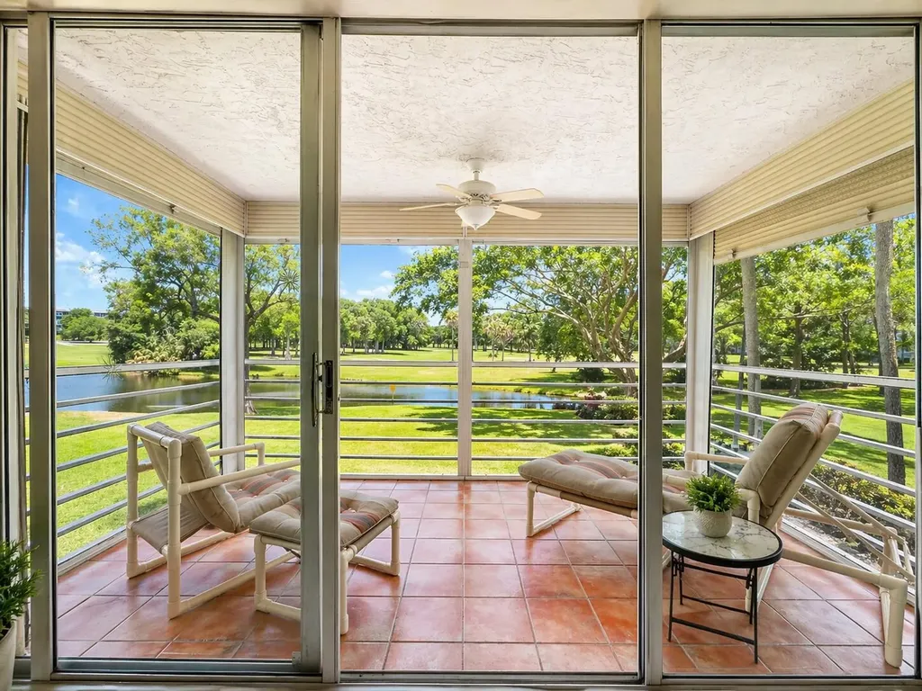 4015 W Palm Aire Drive Pompano Beach FL 33069