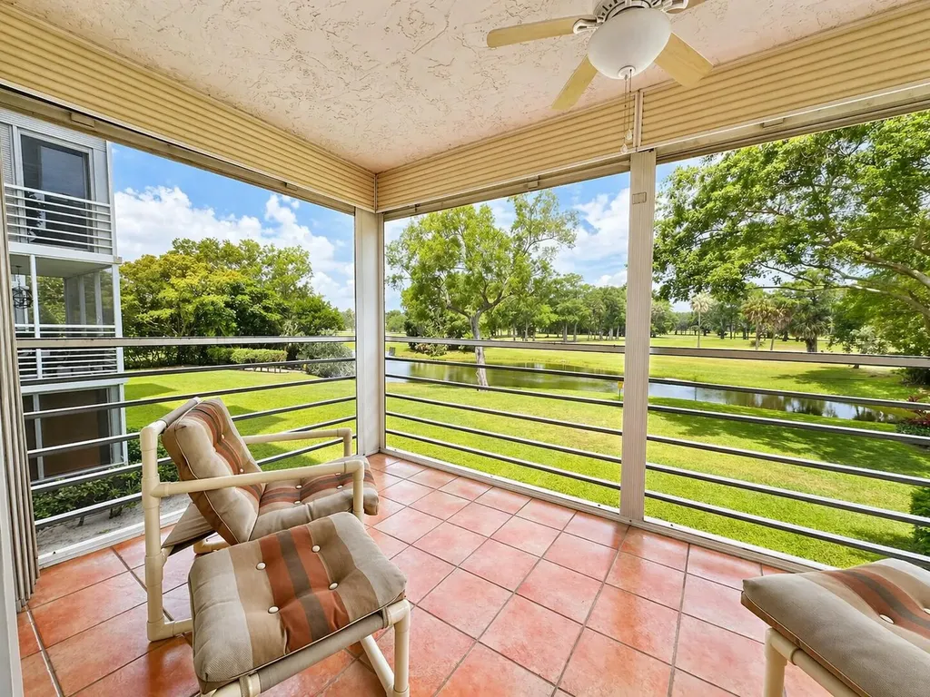4015 W Palm Aire Drive Pompano Beach FL 33069