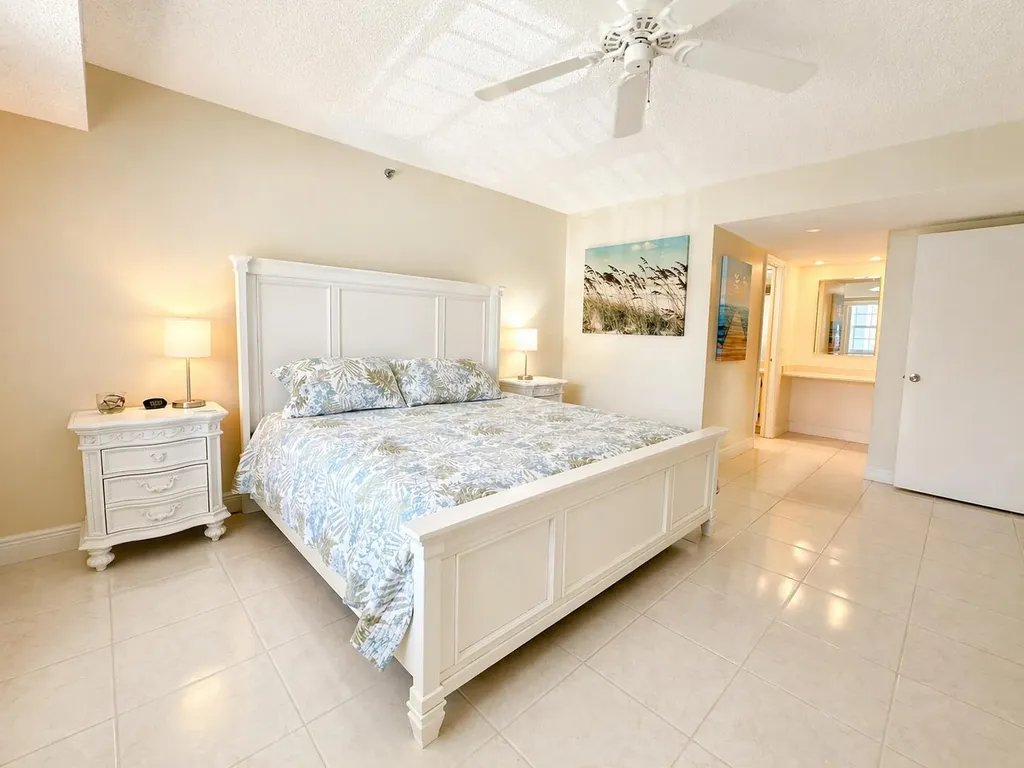 4015 W Palm Aire Drive Pompano Beach FL 33069