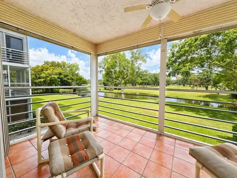 4015 W Palm Aire Drive Pompano Beach FL 33069