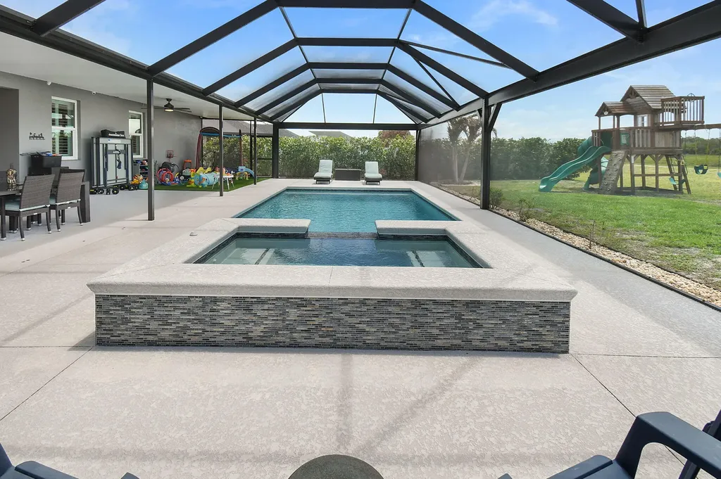 508 SW Bradshaw Circle Port St Lucie FL 34953