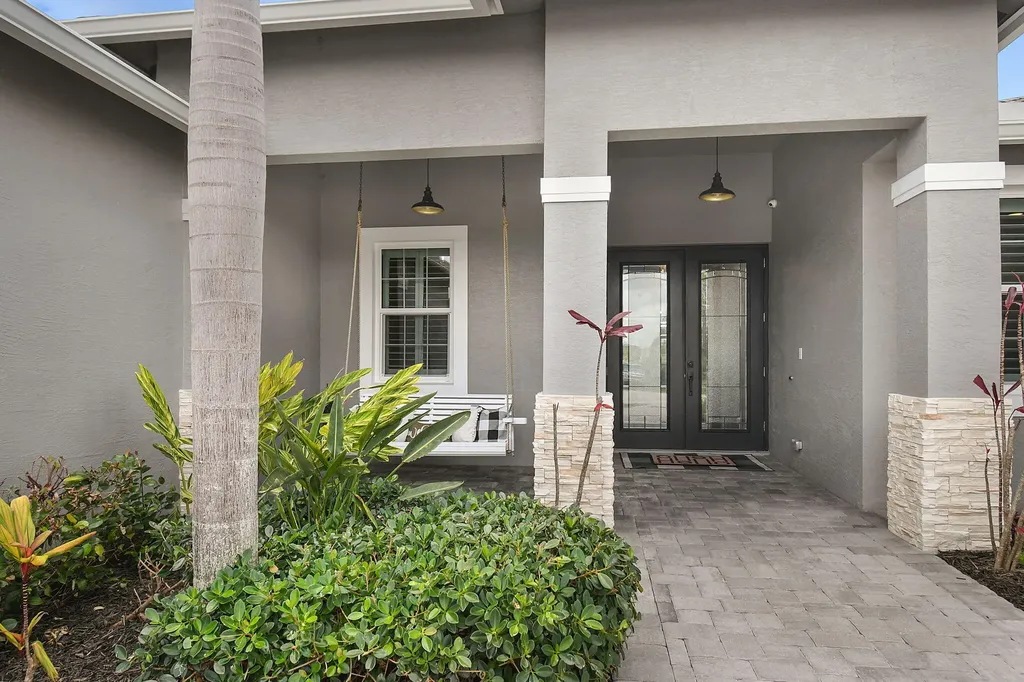 508 SW Bradshaw Circle Port St Lucie FL 34953