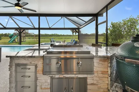 508 SW Bradshaw Circle Port St Lucie FL 34953