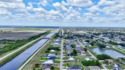508 SW Bradshaw Circle Port St Lucie FL 34953