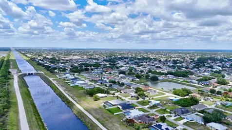 508 SW Bradshaw Circle Port St Lucie FL 34953