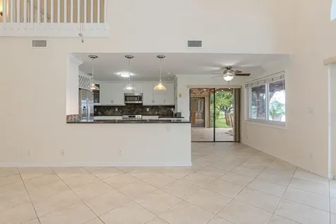 19921 NW 4th Street Pembroke Pines FL 33029
