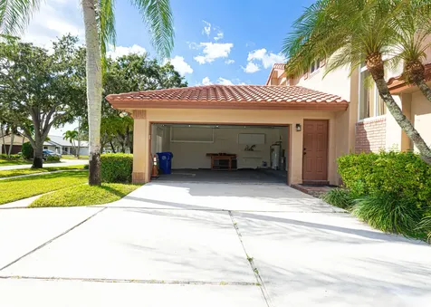 19921 NW 4th Street Pembroke Pines FL 33029