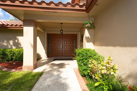19921 NW 4th Street Pembroke Pines FL 33029