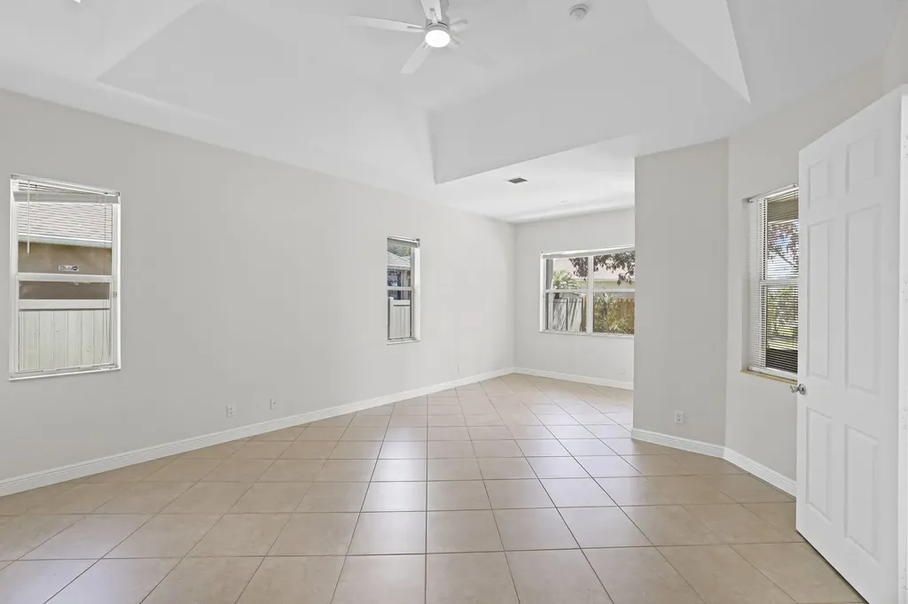 5445 NW Briscoe Drive Port St Lucie FL 34986