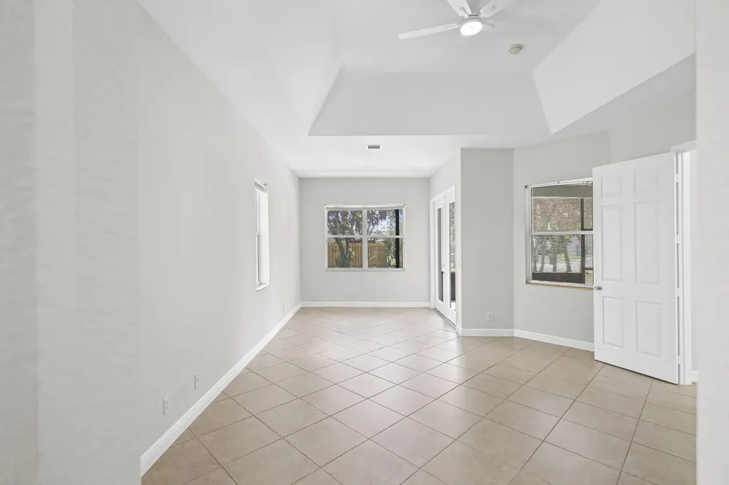 5445 NW Briscoe Drive Port St Lucie FL 34986