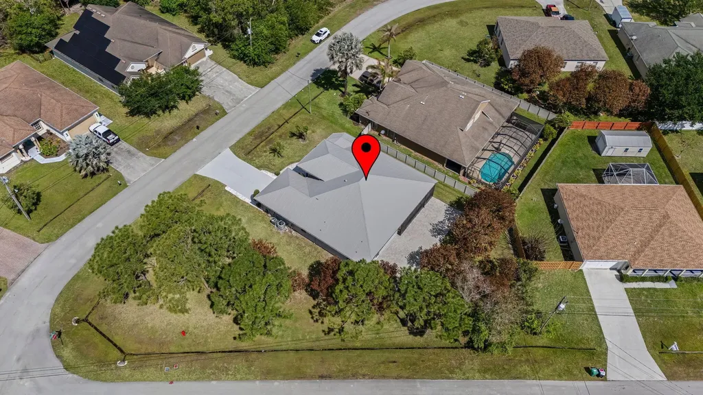 5445 NW Briscoe Drive Port St Lucie FL 34986
