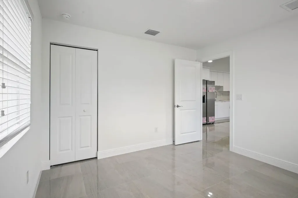 4595 Old Military Trail West Palm Beach FL 33417