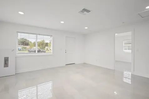 4595 Old Military Trail West Palm Beach FL 33417