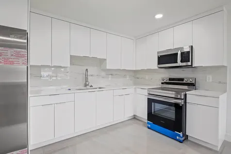 4595 Old Military Trail West Palm Beach FL 33417