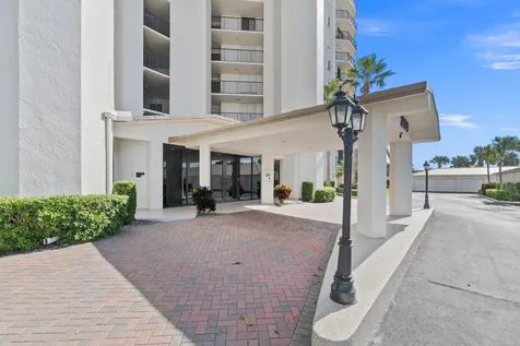 3120 N Highway A1a Fort Pierce FL 34949
