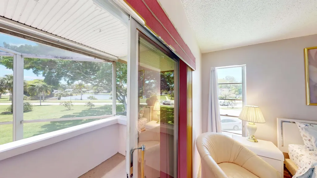 3 Greenway Village N Royal Palm Beach FL 33411