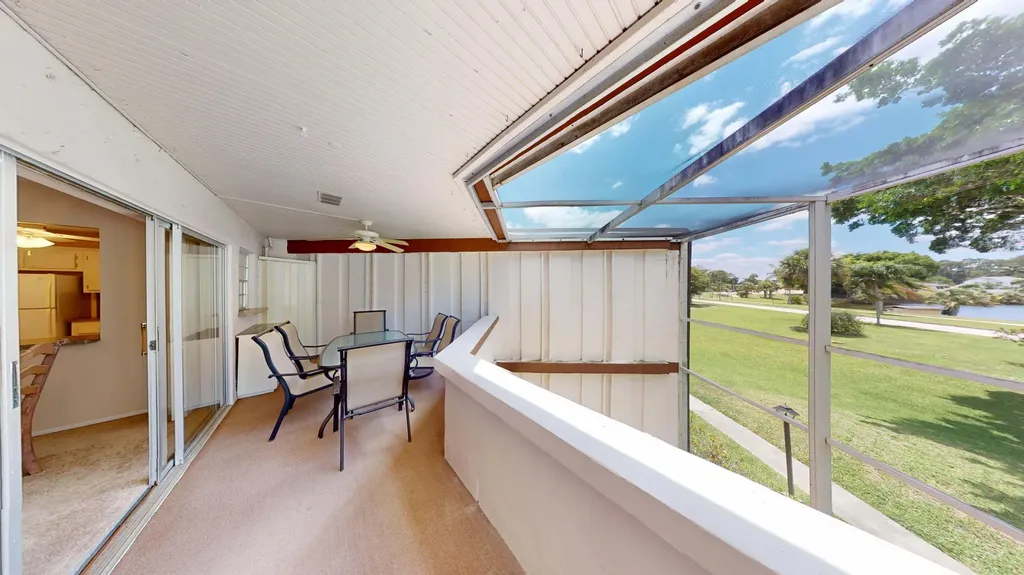 3 Greenway Village N Royal Palm Beach FL 33411