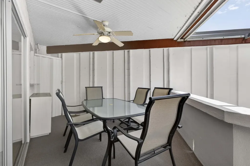 3 Greenway Village N Royal Palm Beach FL 33411