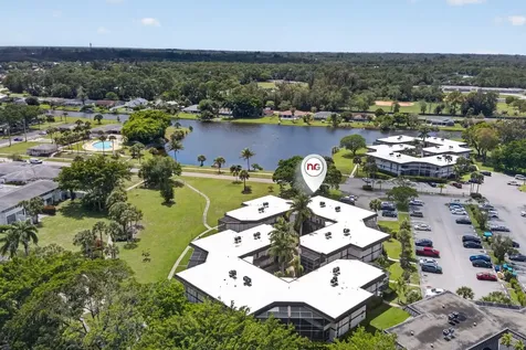3 Greenway Village N Royal Palm Beach FL 33411