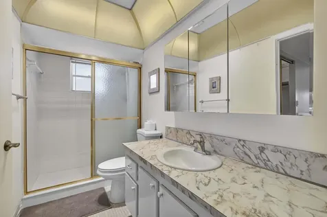 3 Greenway Village N Royal Palm Beach FL 33411
