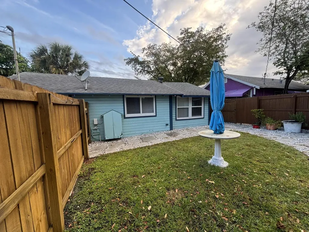 311 S K Street Lake Worth Beach FL 33460