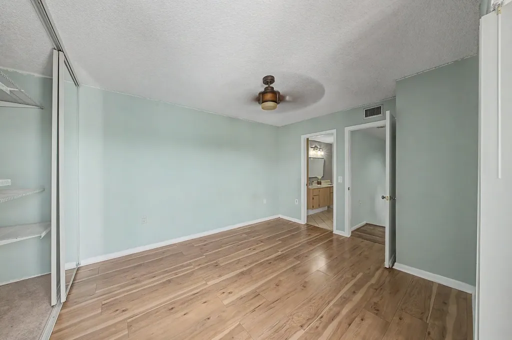 5710 57th Way West Palm Beach FL 33409