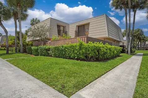 5710 57th Way West Palm Beach FL 33409