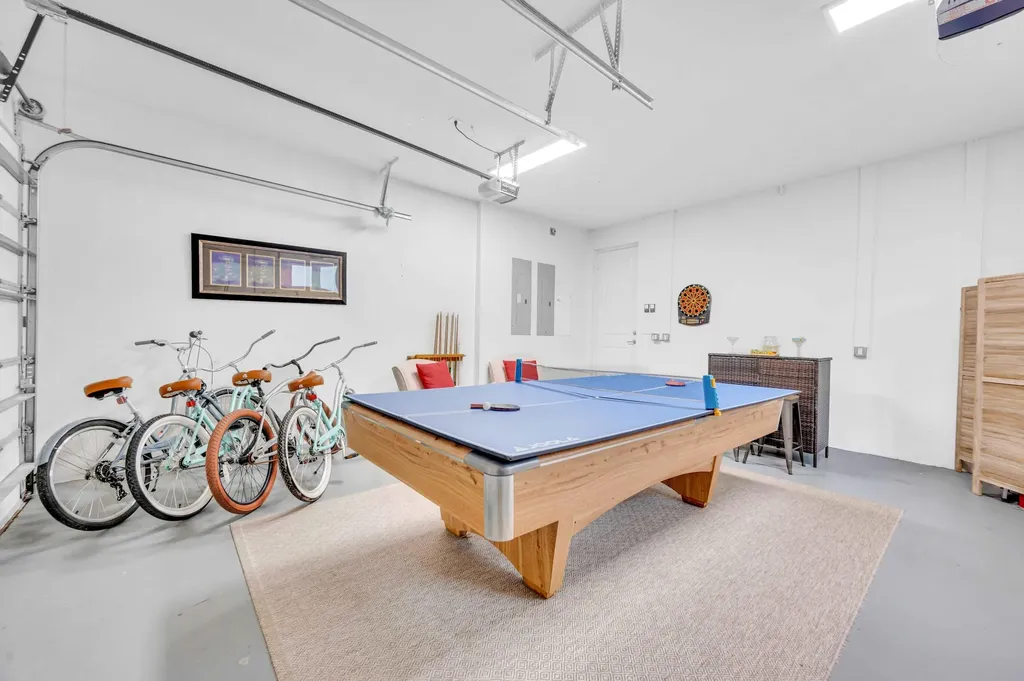 3315 NE 17th Street Fort Lauderdale FL 33305