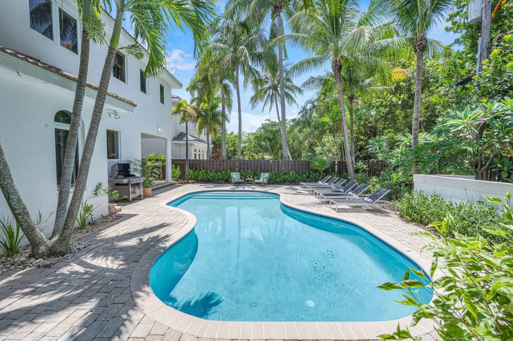 3315 NE 17th Street Fort Lauderdale FL 33305