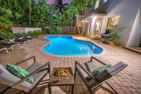 3315 NE 17th Street Fort Lauderdale FL 33305