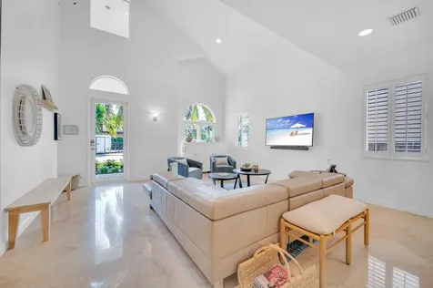 3315 NE 17th Street Fort Lauderdale FL 33305