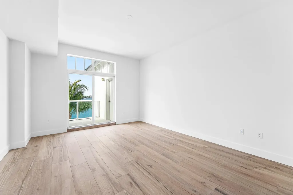 180 Lake Drive Palm Beach Shores FL 33404