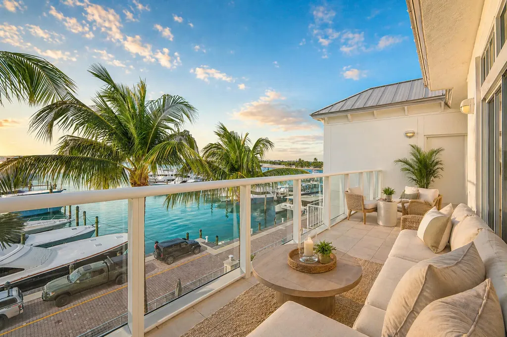 180 Lake Drive Palm Beach Shores FL 33404