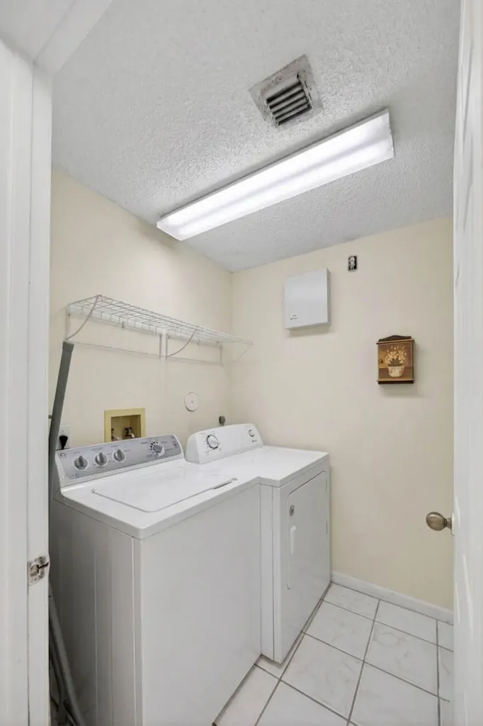 10870 Old Bridgeport Lane Boca Raton FL 33498