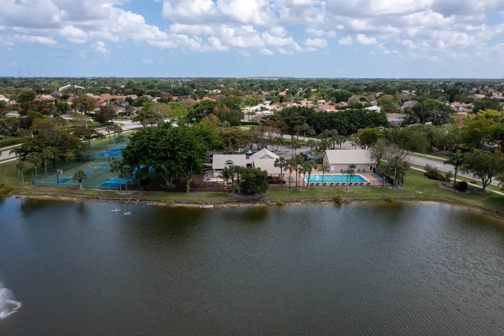 10870 Old Bridgeport Lane Boca Raton FL 33498