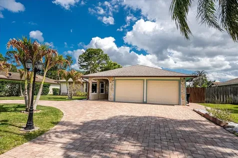 1326 SW Bartell Avenue Port St Lucie FL 34953