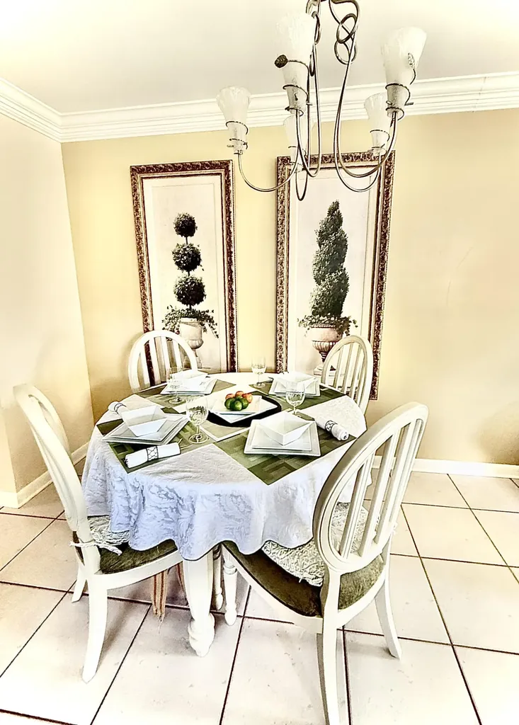 137 Farnham F Deerfield Beach FL 33442