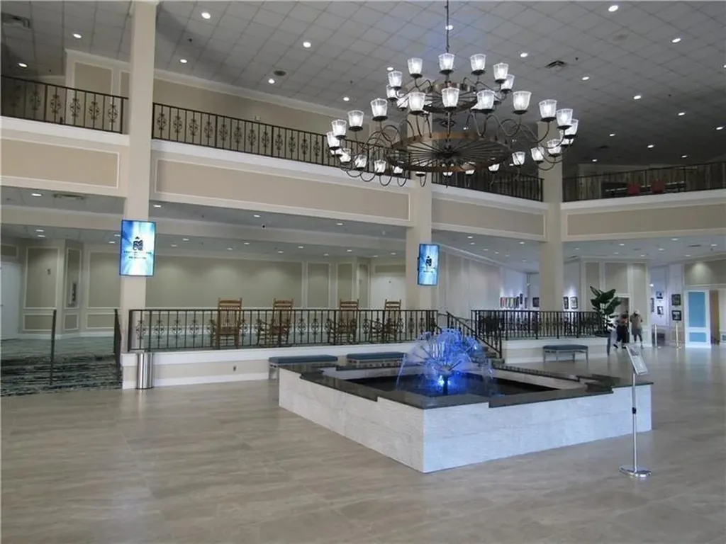 137 Farnham F Deerfield Beach FL 33442