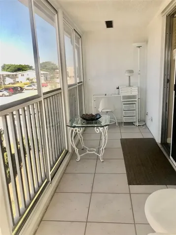 137 Farnham F Deerfield Beach FL 33442