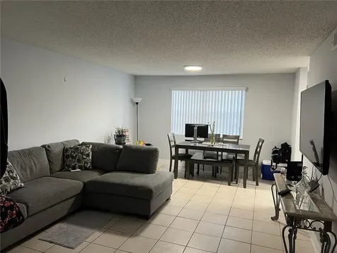 8657 SW 5th Street Pembroke Pines FL 33025