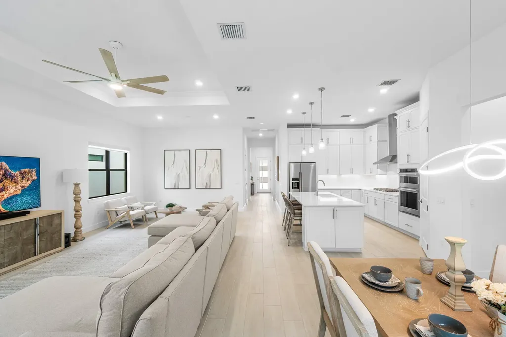 9303 Cape Honey Bee Lane Lake Worth FL 33467