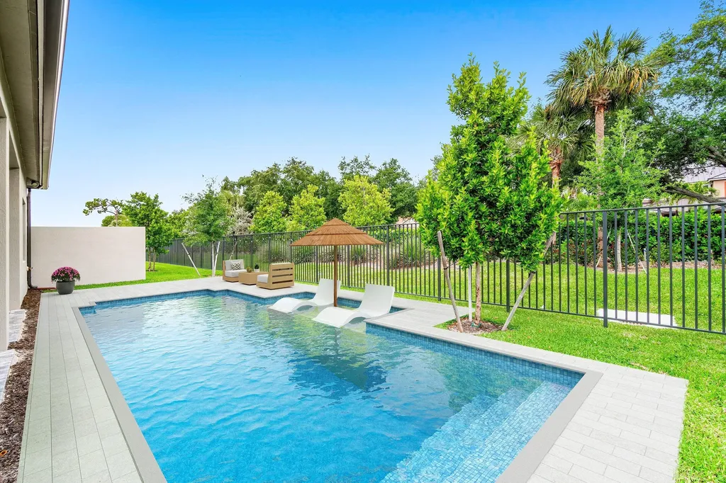 9303 Cape Honey Bee Lane Lake Worth FL 33467