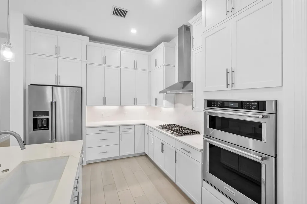 9303 Cape Honey Bee Lane Lake Worth FL 33467