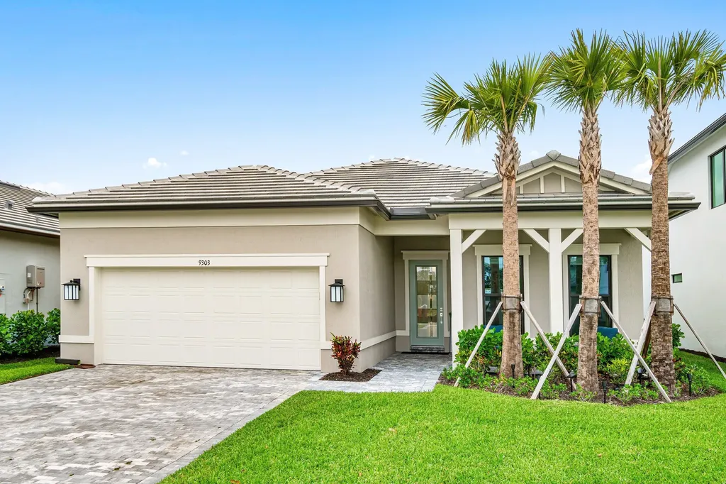 9303 Cape Honey Bee Lane Lake Worth FL 33467