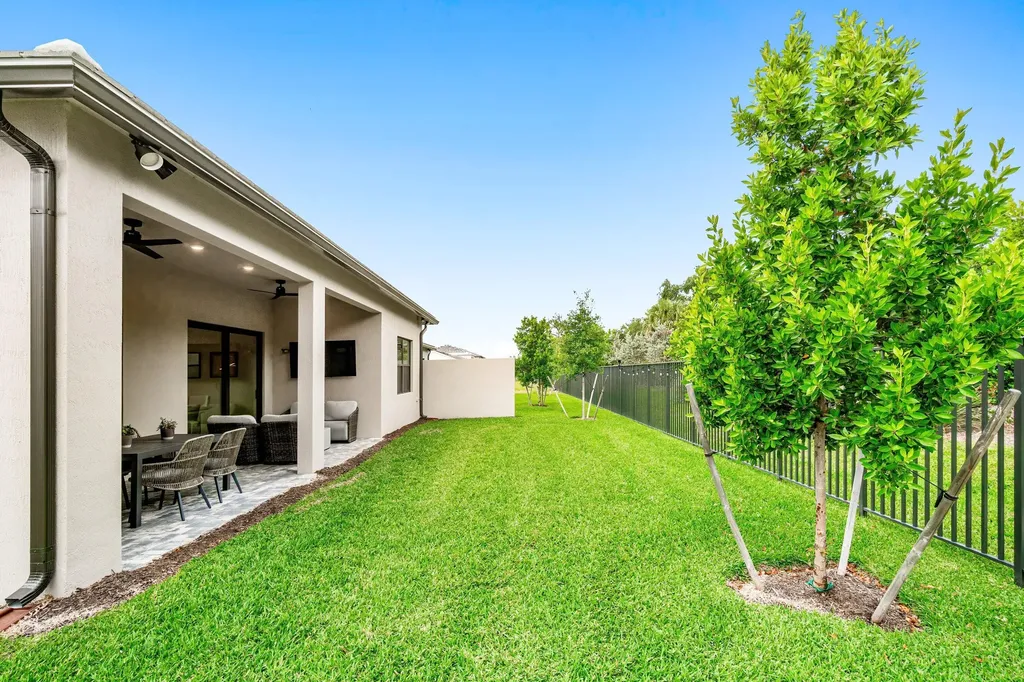 9303 Cape Honey Bee Lane Lake Worth FL 33467