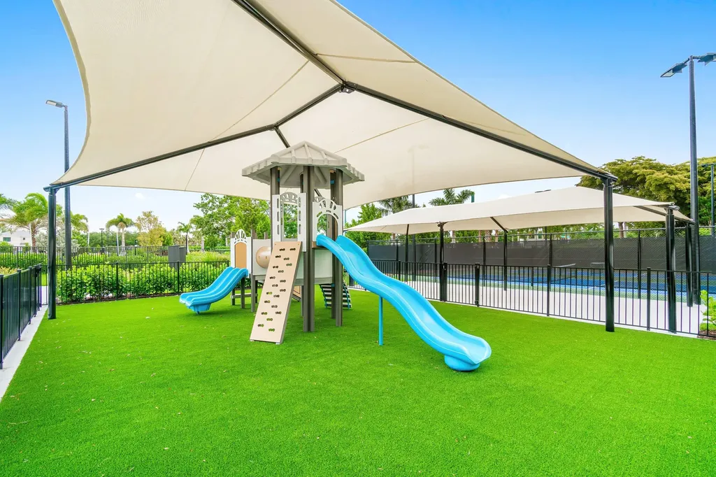 9303 Cape Honey Bee Lane Lake Worth FL 33467